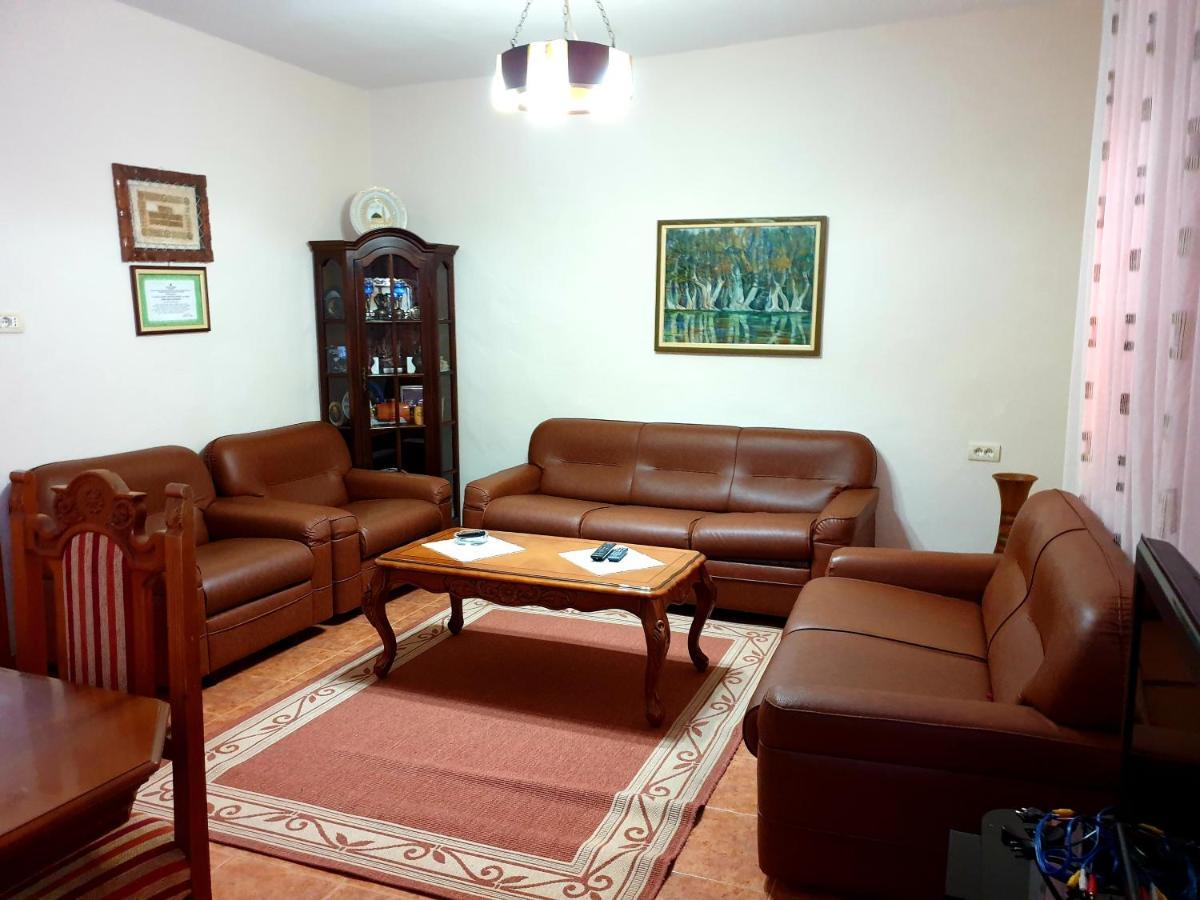 Vila Koltrina Shkodër Exterior foto